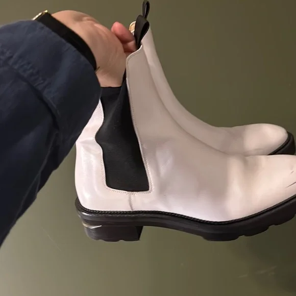 White Leather Ankle Boots with Black Elastic - Picture 4 of 6